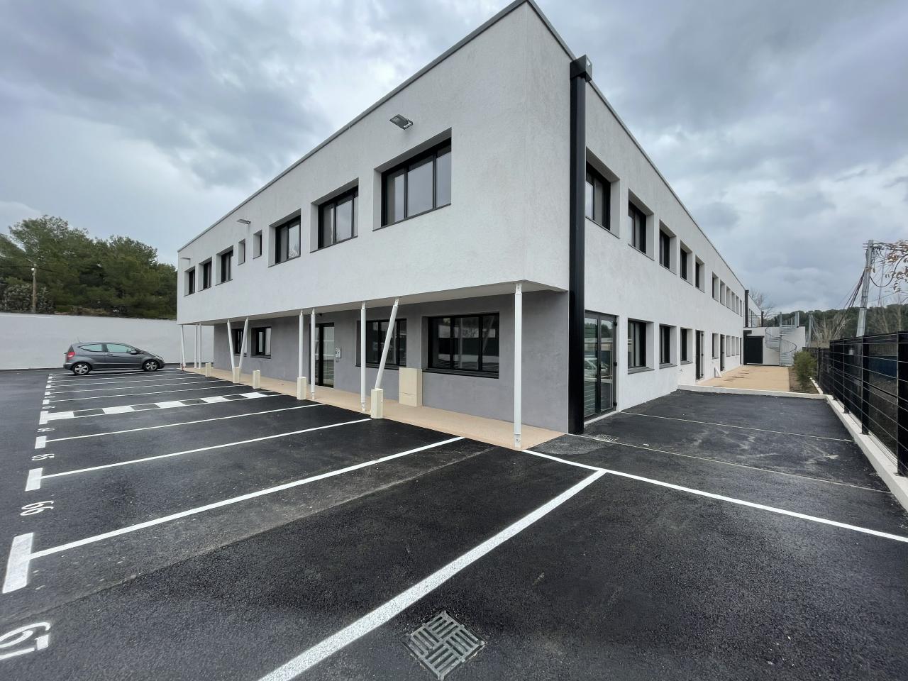 Bureau Éguilles 829m² Location bureau Éguilles Bouches-du-Rhône OLBUR2311990 11